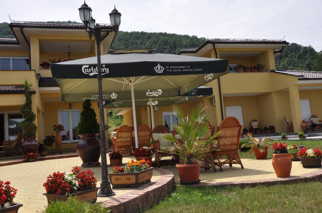 Akva Gold Aparthotel Arandjelovac Exterior foto